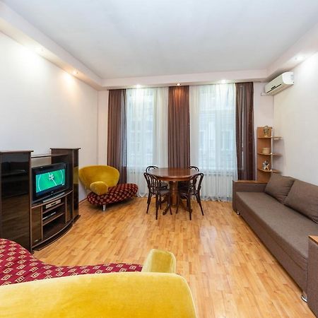Apartamenty Sofia Kiev Dış mekan fotoğraf